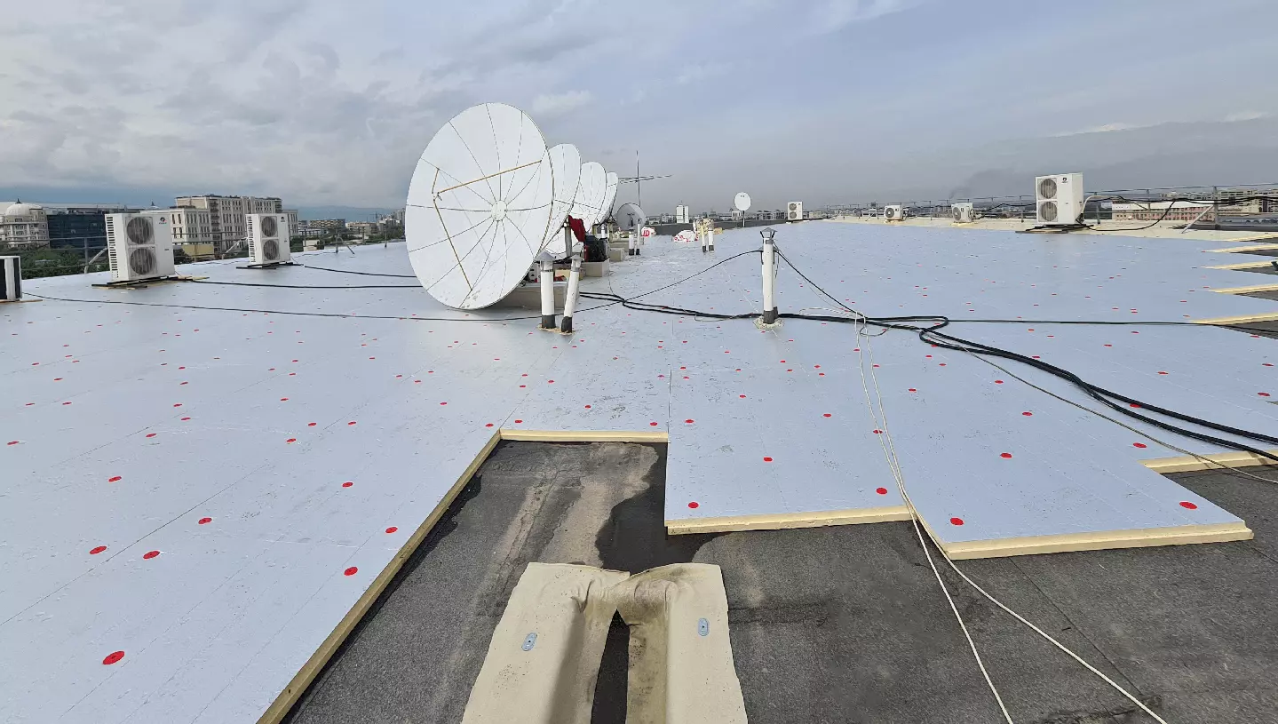 Реконструкция кровли - офисное здание ул. Чайковского