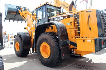 Фронтальный погрузчик Hyundai HL660